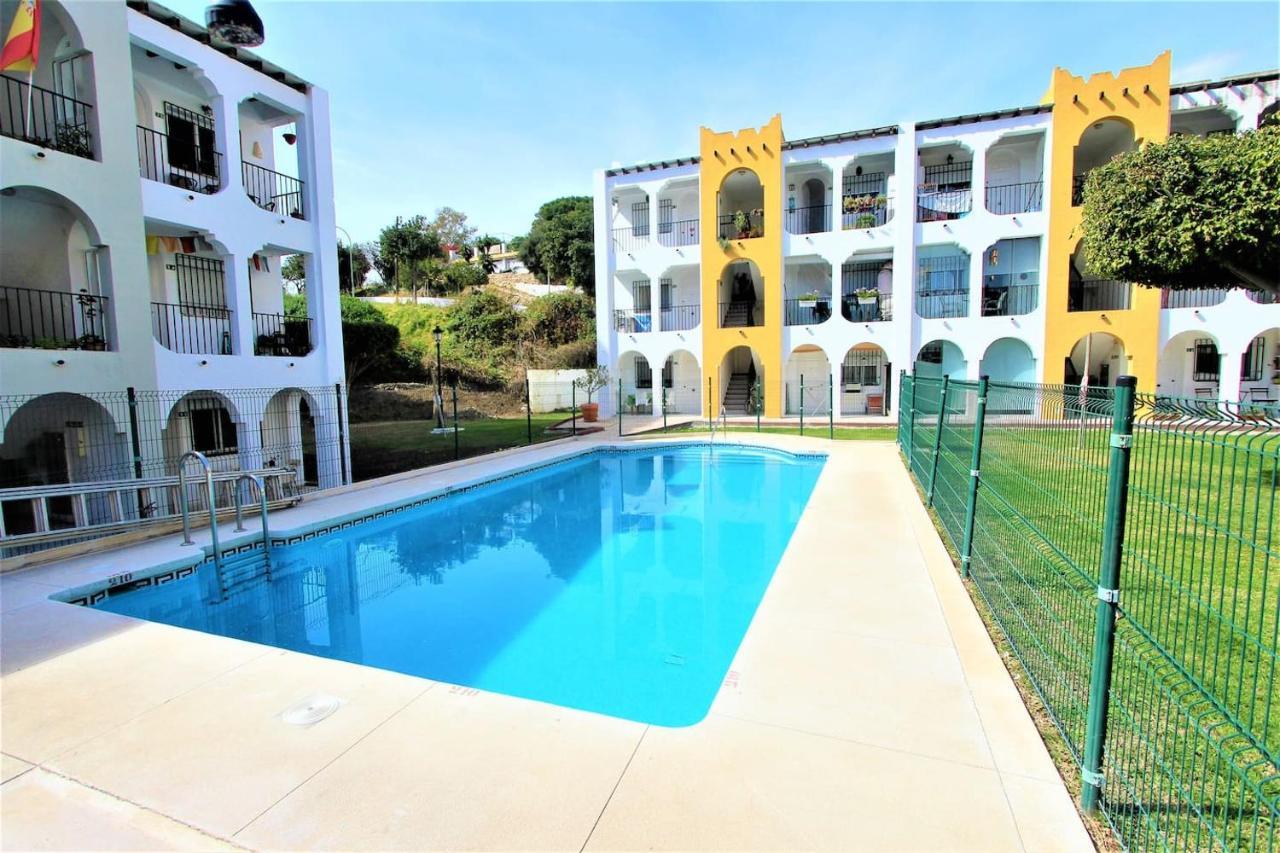 Andalucia - A 100 Metros De La Playa, Camino Recto Sin Cuestas - Piscina