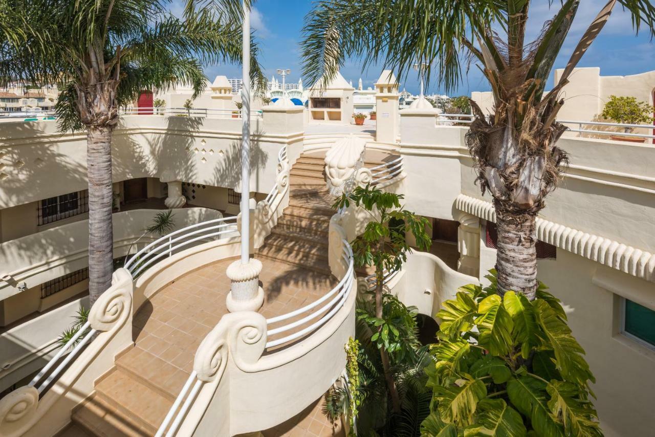 Wintowinrentals Luxury And Sea View Inside Puerto Marina Apartment
