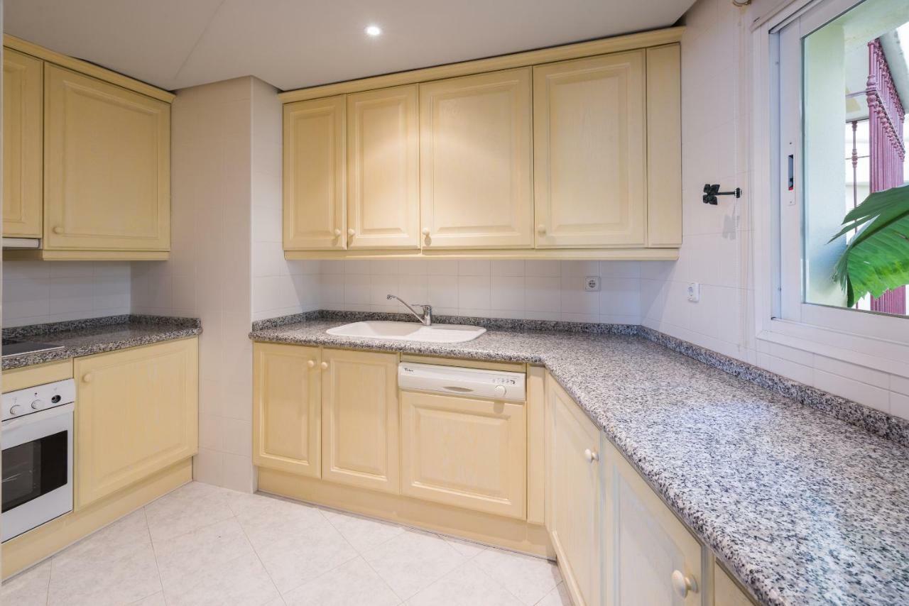 Wintowinrentals Luxury And Sea View Inside Puerto Marina