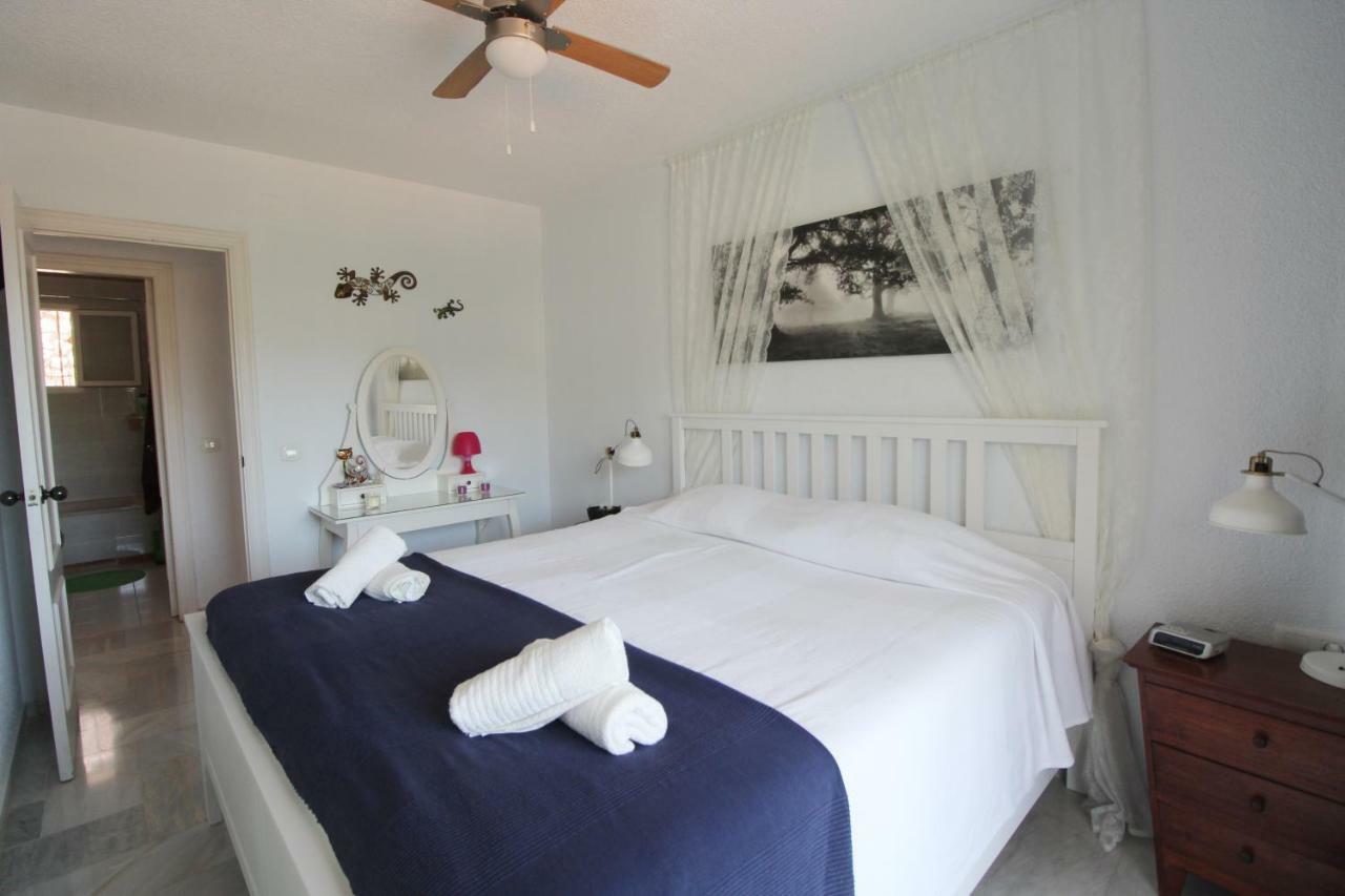 Arcos De La Perla Apartment *