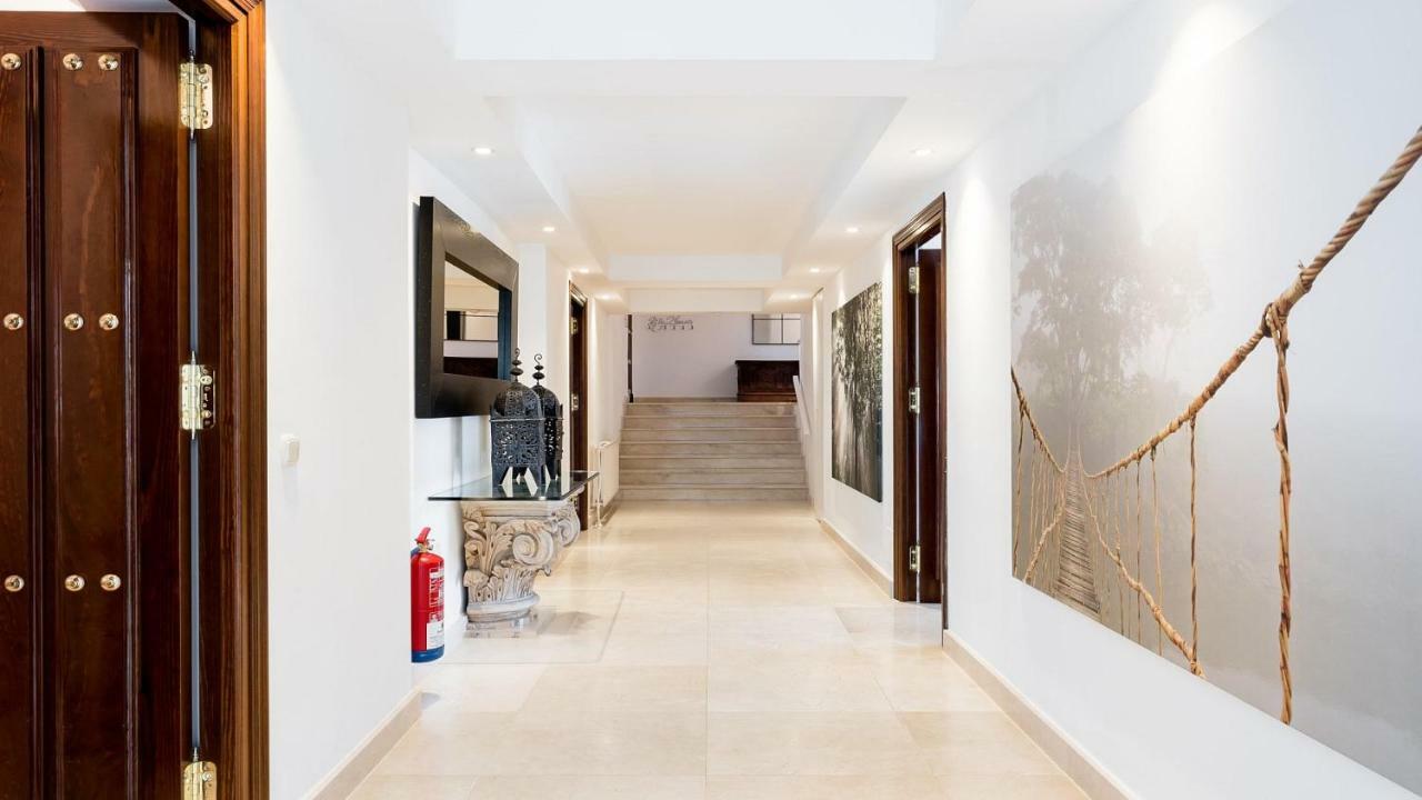 4mill Euro 700m2 Newly Renovated Mansion With Huge Garden And Large Heated Pool