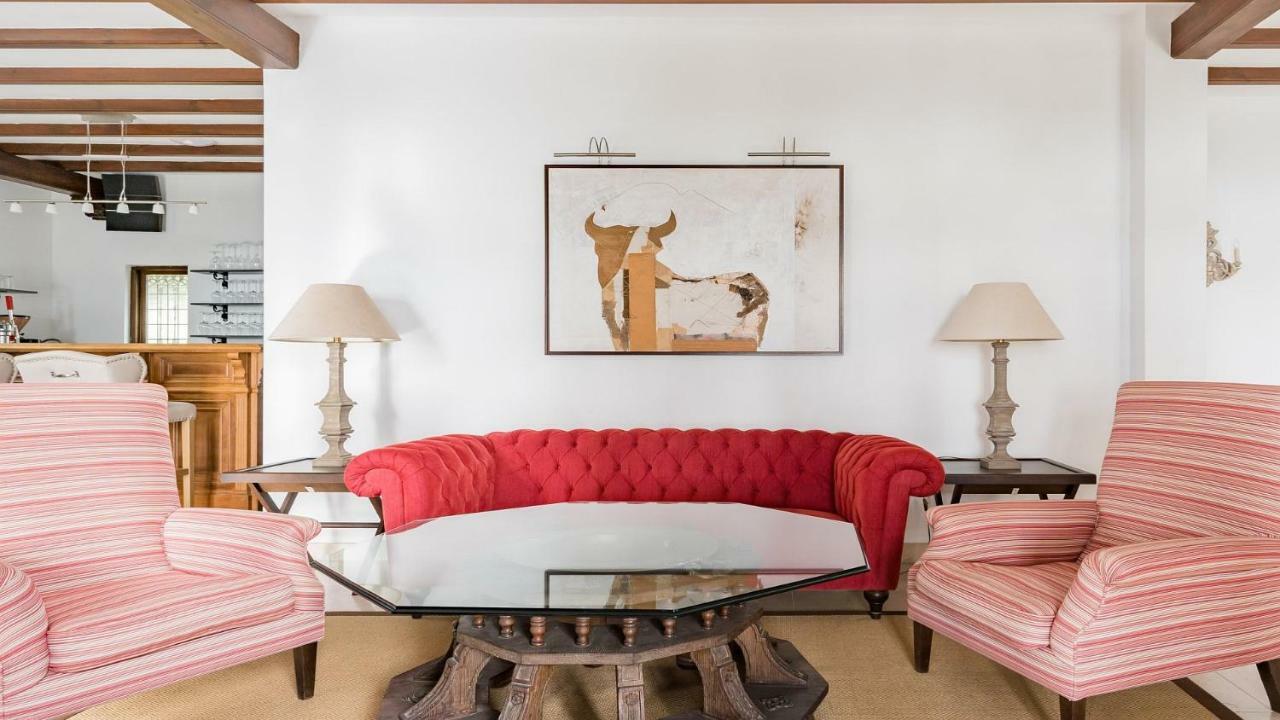 4mill Euro 700m2 Newly Renovated Mansion With Huge Garden And Large Heated Pool