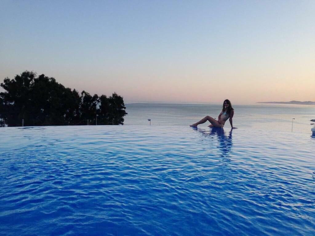 Bluebenalmadena 200meters From The With Jacuzzi And Rooftop Terrace (adults Only) * Benalmadena