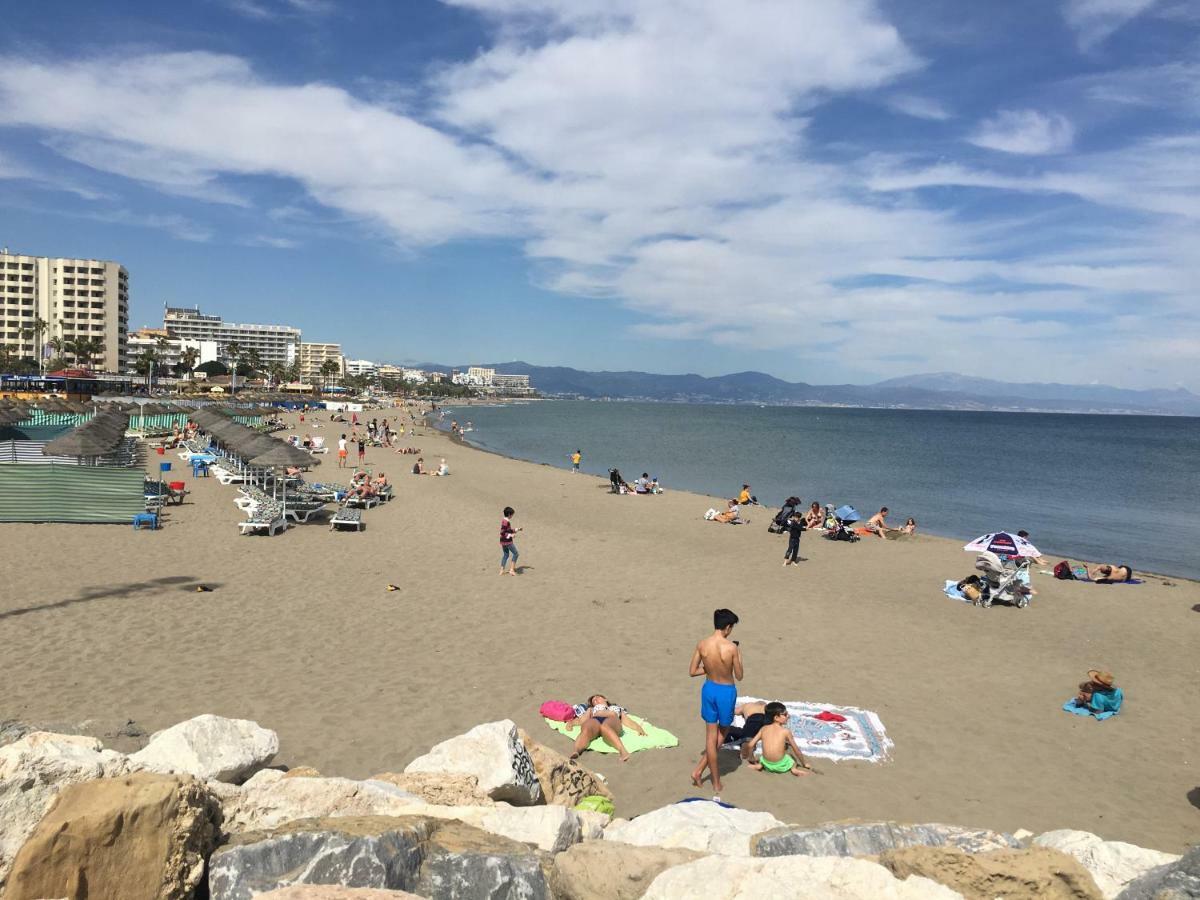 Magnificent Port-beach 5* Luxury Apartment Benalmadena