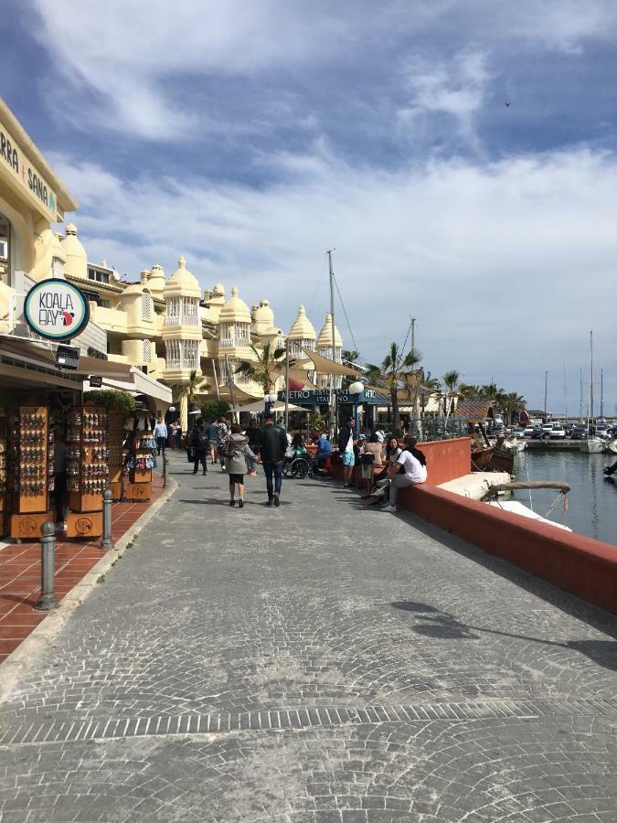 Magnificent Port-beach 5* Luxury Apartment