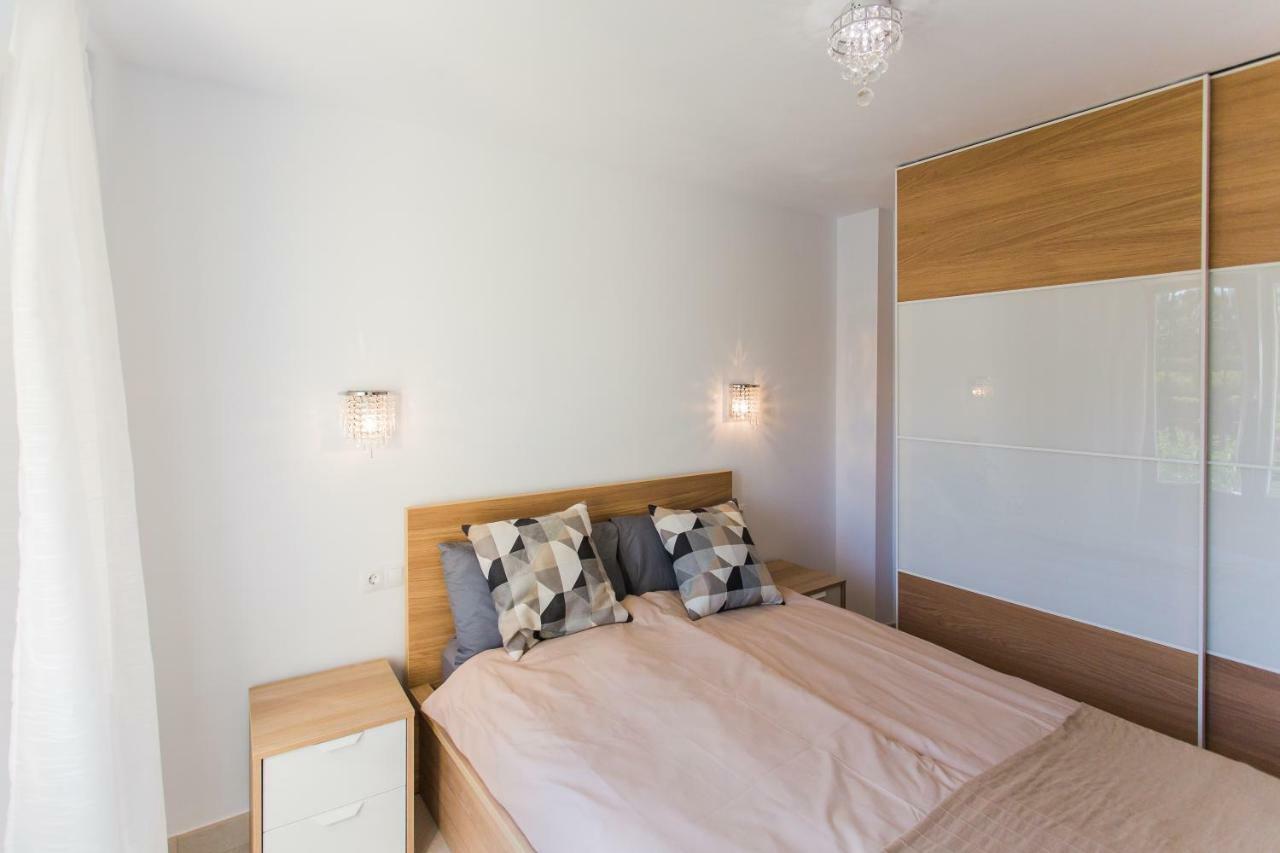 Apartment Andalucia 1 *