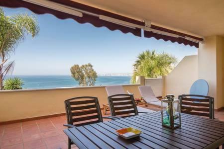 Relax Frente Al Mar Apartment Benalmadena
