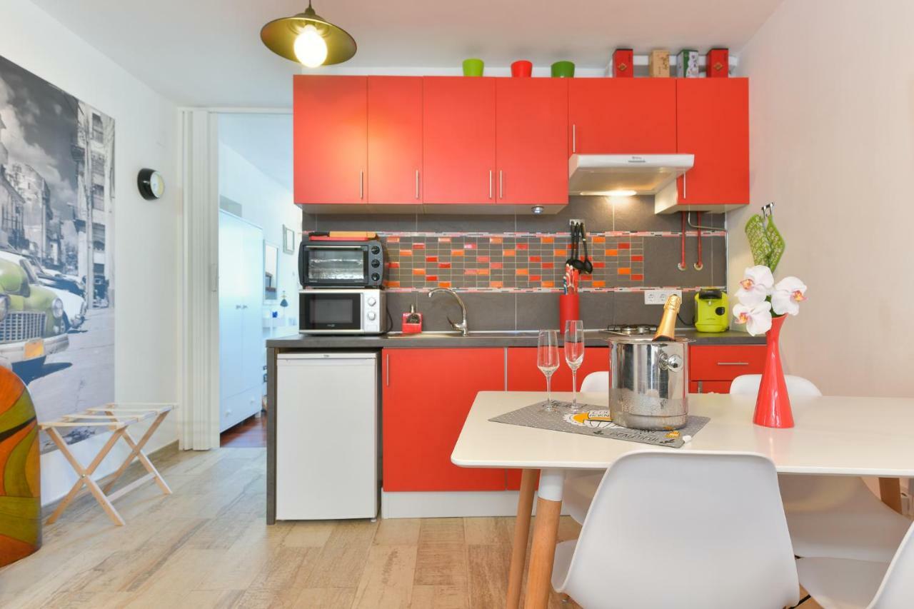 Apartment Bluebenalmadena 200meters From The With Jacuzzi And Rooftop Terrace (adults Only) Benalmadena