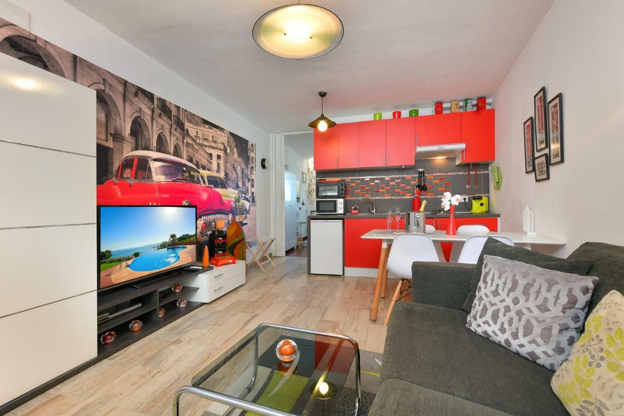 Bluebenalmadena 200meters From The With Jacuzzi And Rooftop Terrace (adults Only) Apartment