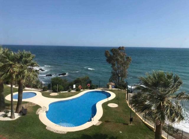 Relax Frente Al Mar Apartment *