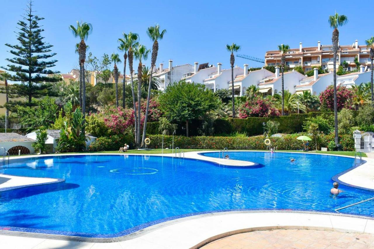 Benalgolf House -