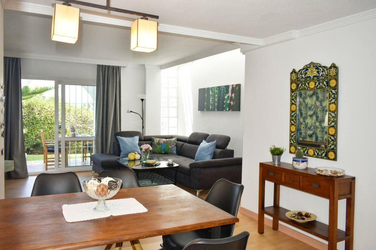 Benalgolf House - Holiday home *