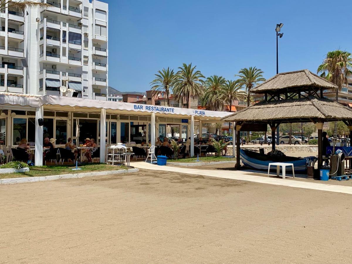 Apartment 3 Bedroom, 250m From The Beach! Swimming Pool, Parking! *