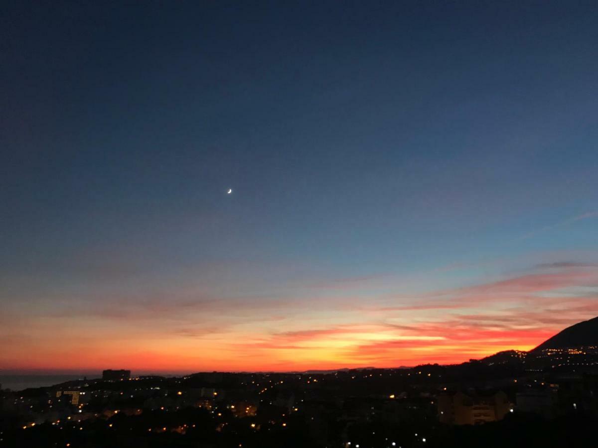 Apartment Honeymoon