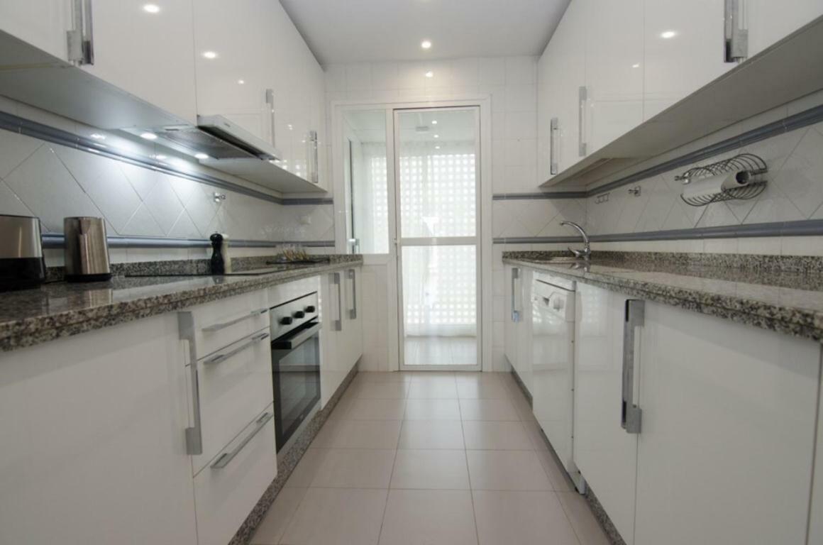 Magnifico Sea View Costa Del Sol Apartment *