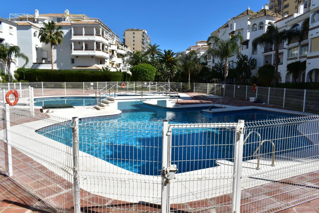 Timon Ii, Luxury 3 Bedroom Beachside Holiday home *