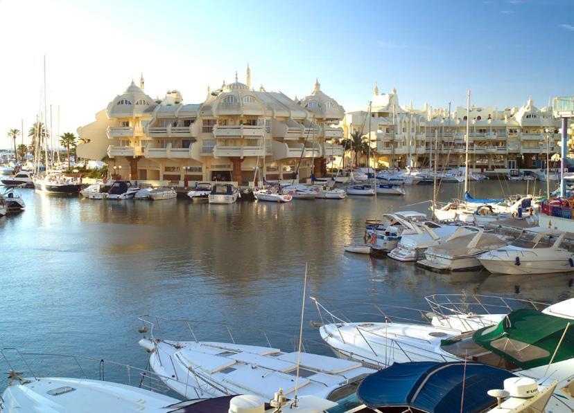 Vistas Al Mar, Wifi, Piscina Y Nuevo A Estrenar Apartamento Benalmádena