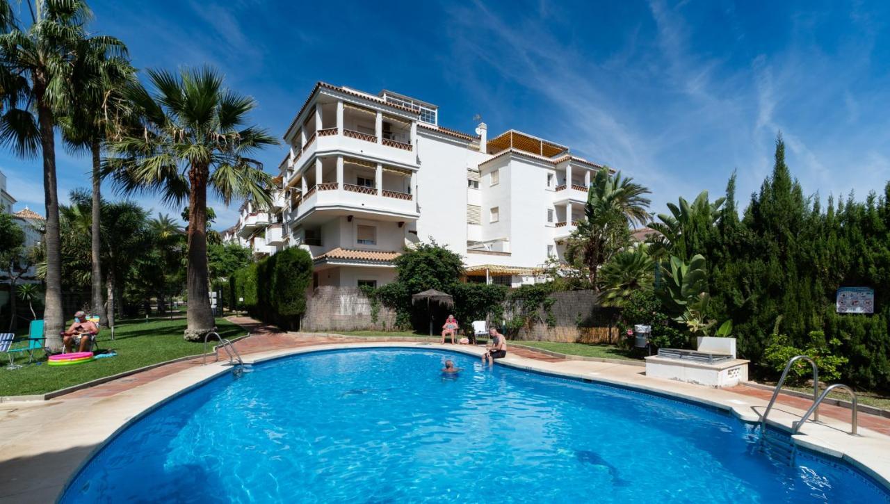 Holidays & Homes I Playa, Piscinas ,relax * Benalmadena