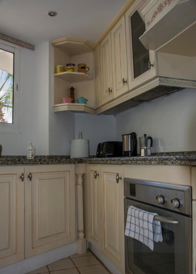 Magnificent Port-beach 5* Luxury Apartment
