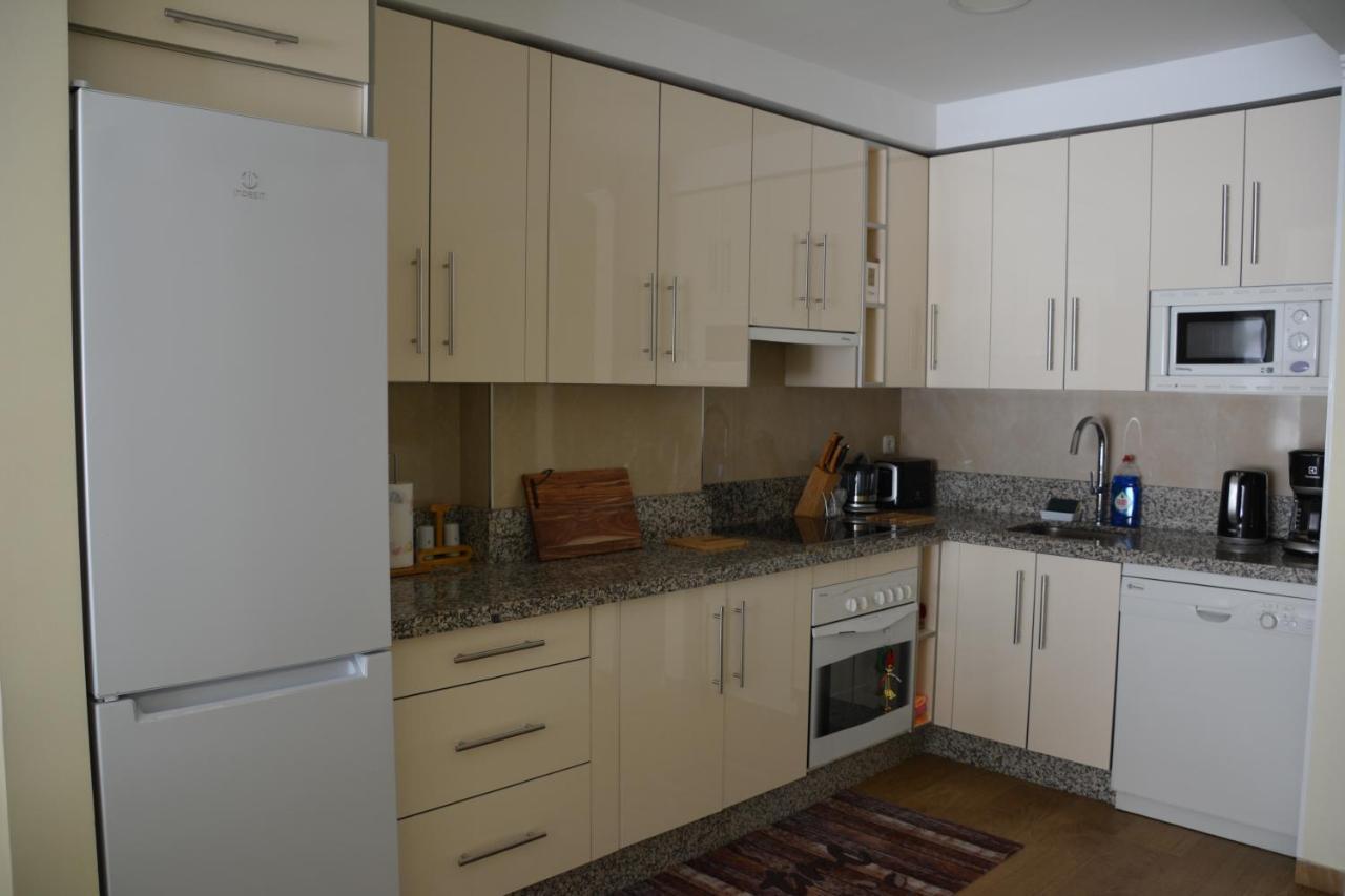 Costa Quebrada Residencial 1 *