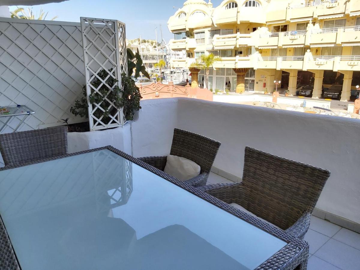 Del Parque Flats - Puerto Marina Apartment *