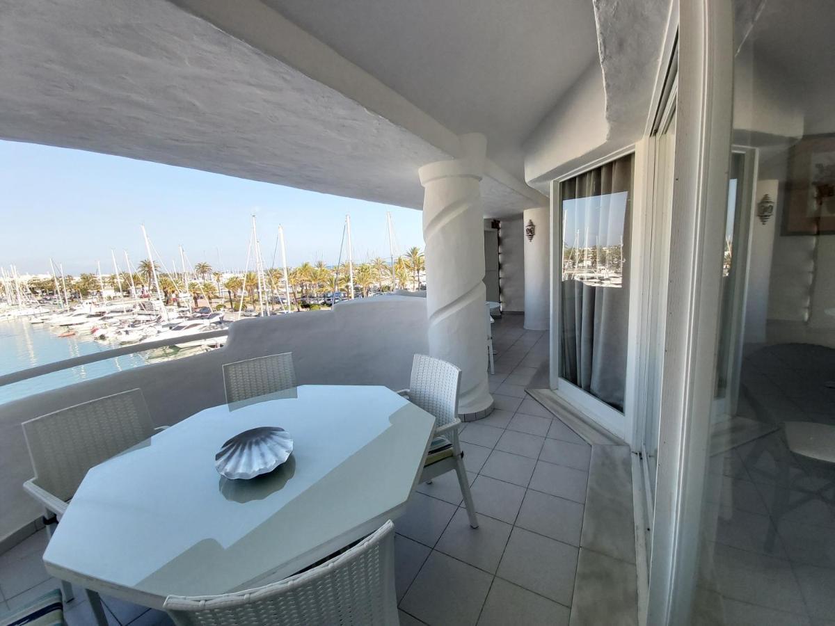 Del Parque Flats - Puerto Marina Apartment *