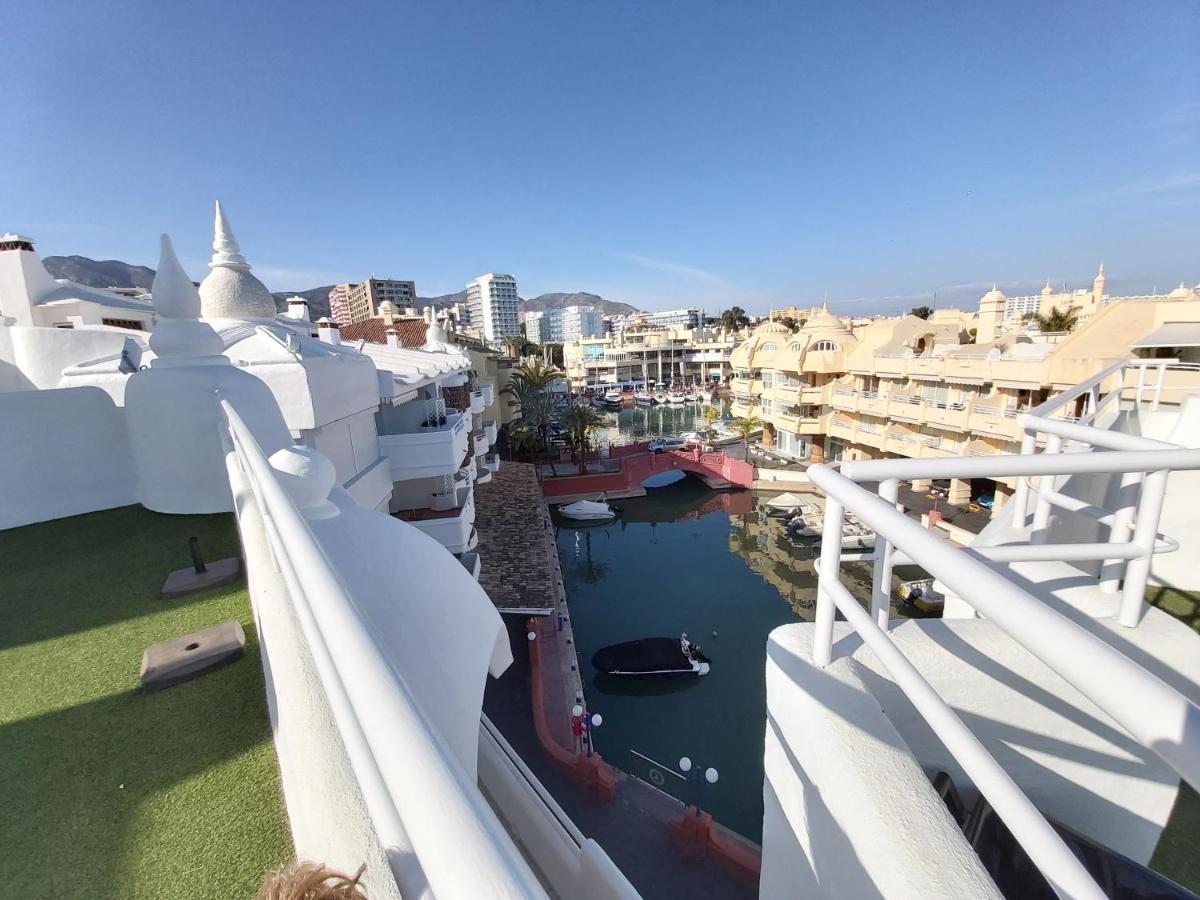 Del Parque Flats - Puerto Marina Apartment