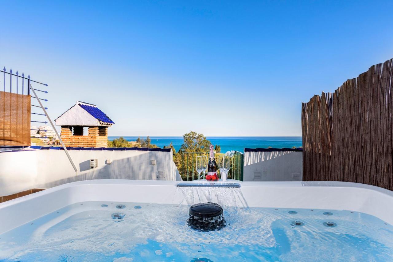 Villa Luxury With Sea Views - Heated Pool-jacuzzi