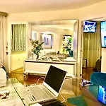 Luxury Apartament In Marina