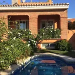 Villa With Heated Private Pool, Sea View& Turkish Sauna
