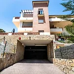 Vb Swan 2Bdr Apartment