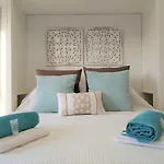 Pena Beach 3 Bedroom Duplex, Bbq, Pool, Sea Views,
