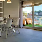 Pena Beach 3 Bedroom Duplex, Bbq, Pool, Sea Views,