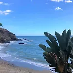 Pena Beach 3 Bedroom Duplex, Bbq, Pool, Sea Views,