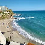 Spectacular Apartment With Amazing Sea Views!