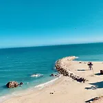 Spectacular Apartment With Amazing Sea Views!