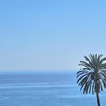 Aa Guest - The Golden Sea Views Eco Apartment