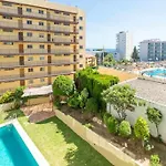 Santa Marta Al Lado De Los Servicios Y De La Playa