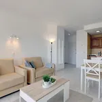 095 - Bright & Comfortable Holiday Apartment With Water Park & Sea Views