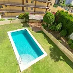 Santa Marta Al Lado De Los Servicios Y De La Playa