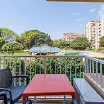 Cosy Studio With Balcony In Bonanza Square