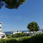 Studio With Access To The Garden. Open Pool. Beach Very Close. Wifi & Netflix Free