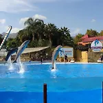 Minerva Paradise
