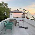 A Terrace With Sea View, 2 Bedrooms Apartment In Benalmadena
