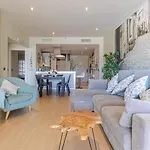 Luxury Waterfront Apartment
