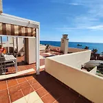 Benal Beach Deluxe Apartment With Panoramic Sea Views