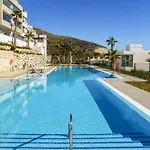 Top-Floor Apartment With Pool Ref 20