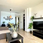 Stunning Direct Sea Views 2 Bed Apartment At Balcon De Benamadena By Solrentspain Stays