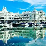 Luxury Waterfront Apartment