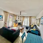 1 Bed With Mountain Views